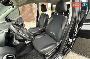 Хэтчбек Nissan Note 2012 в 