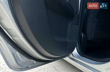 Хэтчбек Nissan Note 2006 в 