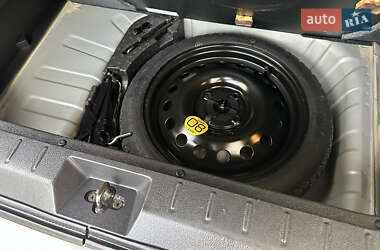 Хэтчбек Nissan Note 2006 в 