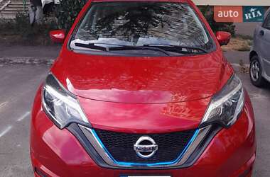 Хэтчбек Nissan Note 2018 в Киеве Хэтчбек Nissan Note 2018 в Киеве