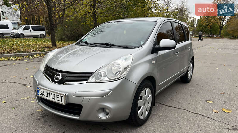 Хэтчбек Nissan Note 2009 в Умани фото 4 Хэтчбек Nissan Note 2009 в Умани