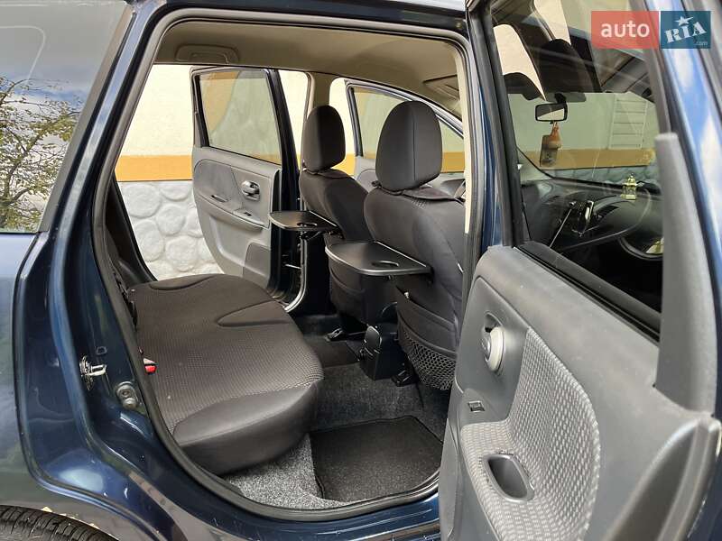 Хэтчбек Nissan Note 2008 в Ровно