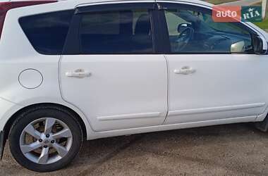 Хэтчбек Nissan Note 2010 в Доброславе