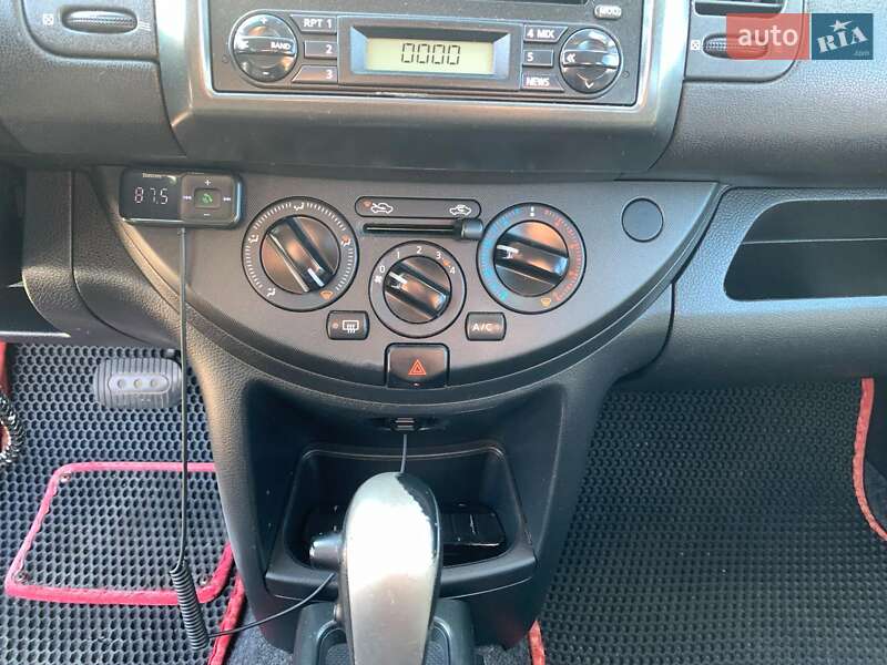 Хэтчбек Nissan Note 2007 в Виннице фото 33 Хэтчбек Nissan Note 2007 в Виннице