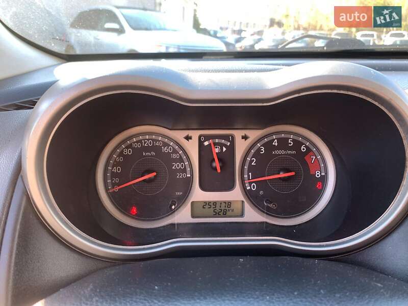 Хэтчбек Nissan Note 2007 в Виннице фото 37 Хэтчбек Nissan Note 2007 в Виннице