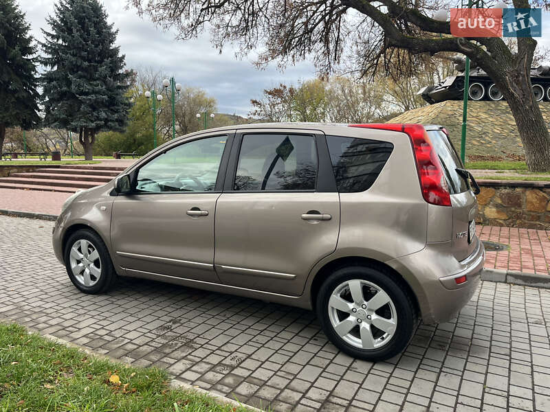 Хэтчбек Nissan Note 2007 в Могилев-Подольске фото 10 Хэтчбек Nissan Note 2007 в Могилев-Подольске
