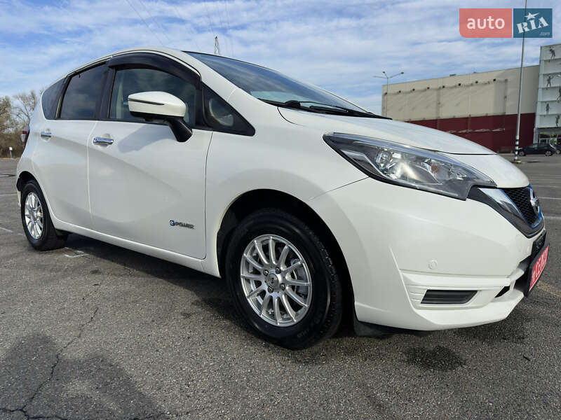 Хэтчбек Nissan Note 2019 в Киеве фото 2 Хэтчбек Nissan Note 2019 в Киеве