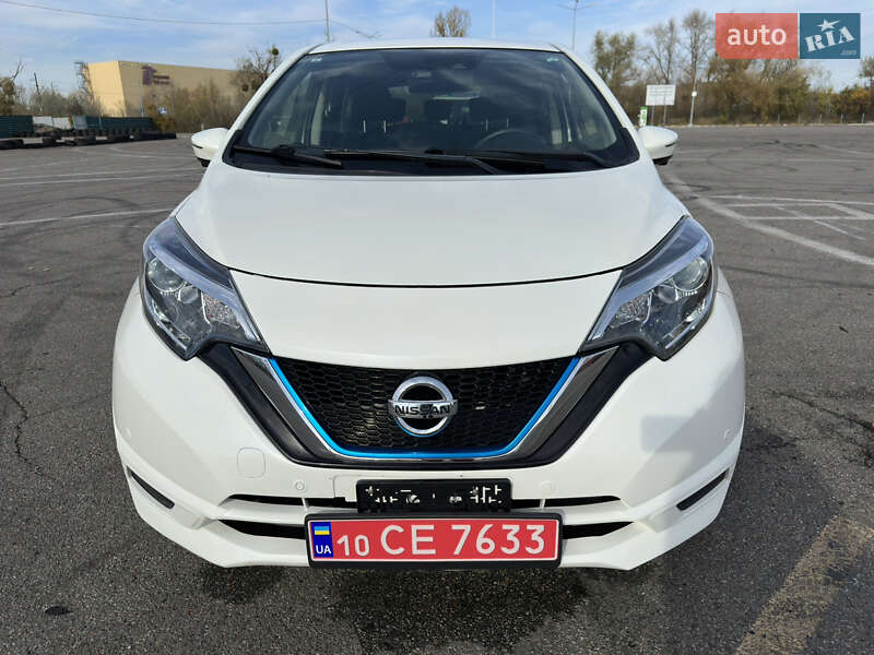 Хэтчбек Nissan Note 2019 в Киеве фото 3 Хэтчбек Nissan Note 2019 в Киеве