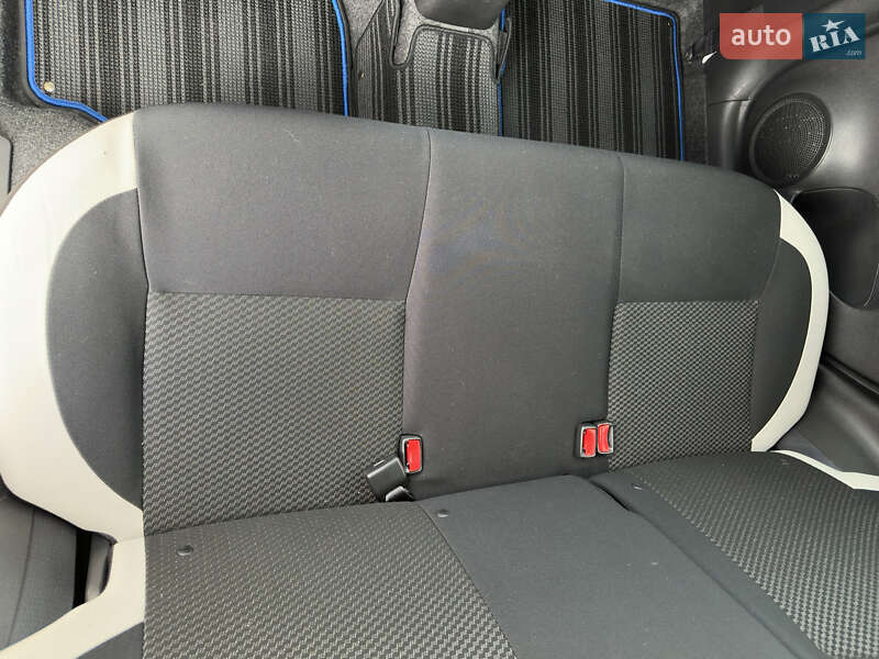 Хэтчбек Nissan Note 2019 в Киеве фото 44 Хэтчбек Nissan Note 2019 в Киеве