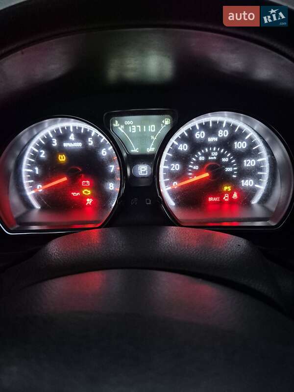 Хетчбек Nissan Note 2017 в Кропивницькому фото 6 Хетчбек Nissan Note 2017 в Кропивницькому