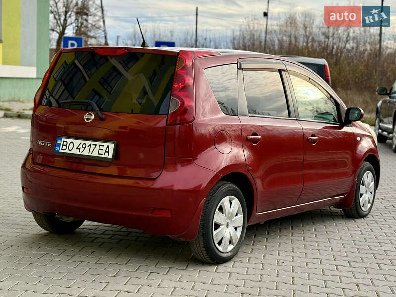 Хетчбек Nissan Note 2012 в Тернополі