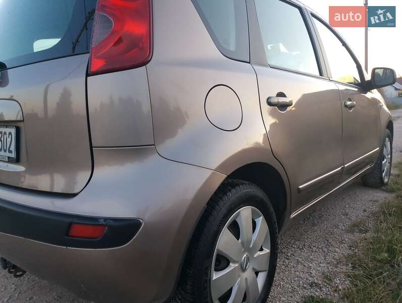 Хэтчбек Nissan Note 2008 в Тернополе