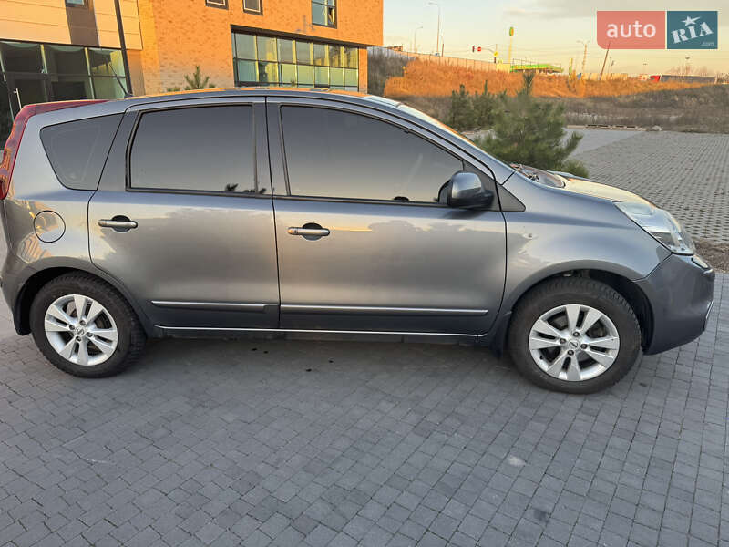 Хэтчбек Nissan Note 2013 в Хмельницком фото 2 Хэтчбек Nissan Note 2013 в Хмельницком