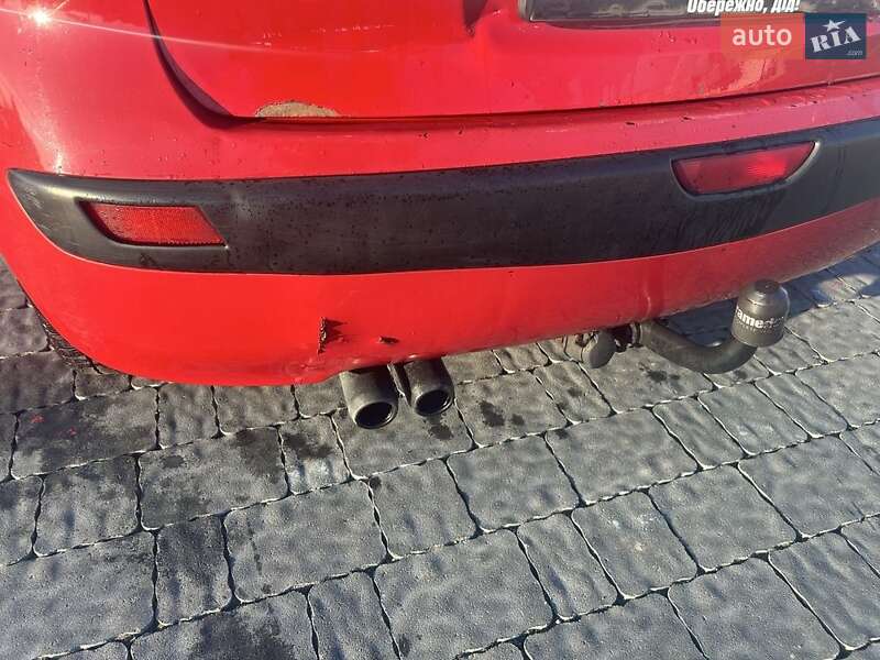 Хэтчбек Nissan Note 2006 в Львове