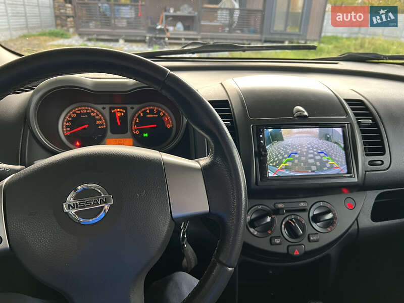 Хэтчбек Nissan Note 2006 в Буче