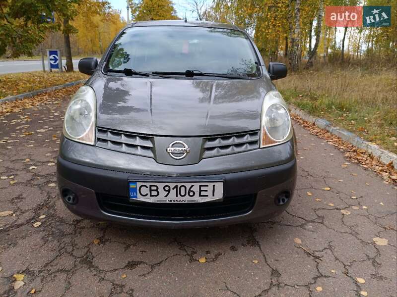 Хэтчбек Nissan Note 2006 в Чернигове