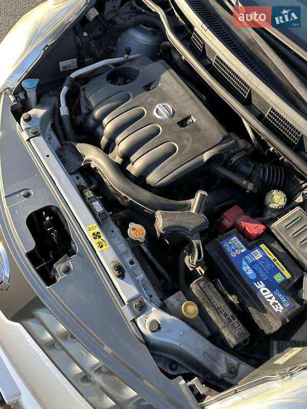 Хэтчбек Nissan Note 2008 в Киеве