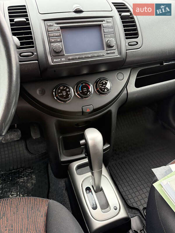 Хэтчбек Nissan Note 2010 в Виннице фото 10 Хэтчбек Nissan Note 2010 в Виннице