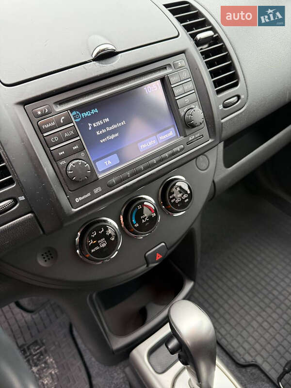 Хэтчбек Nissan Note 2010 в Виннице фото 24 Хэтчбек Nissan Note 2010 в Виннице