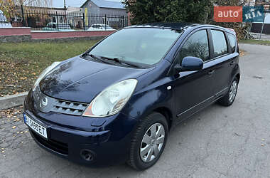 Хэтчбек Nissan Note 2008 в Полтаве