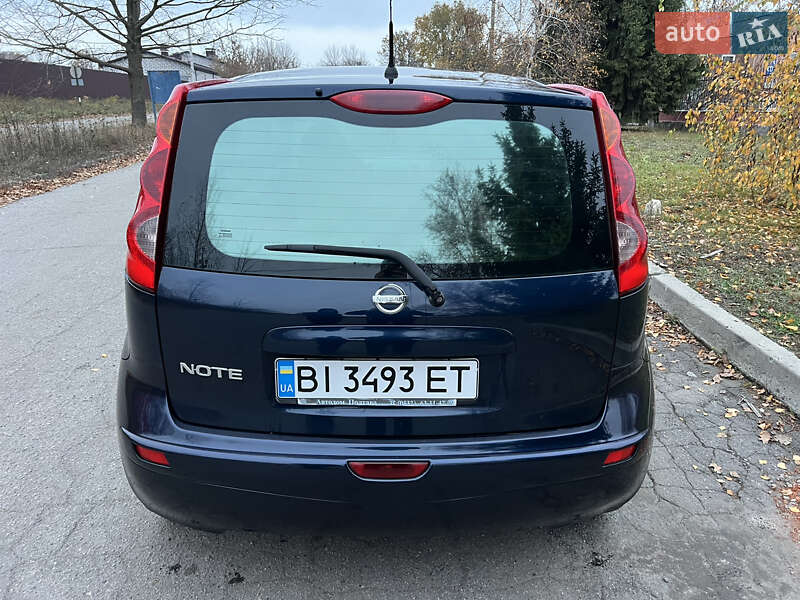 Хэтчбек Nissan Note 2008 в Полтаве