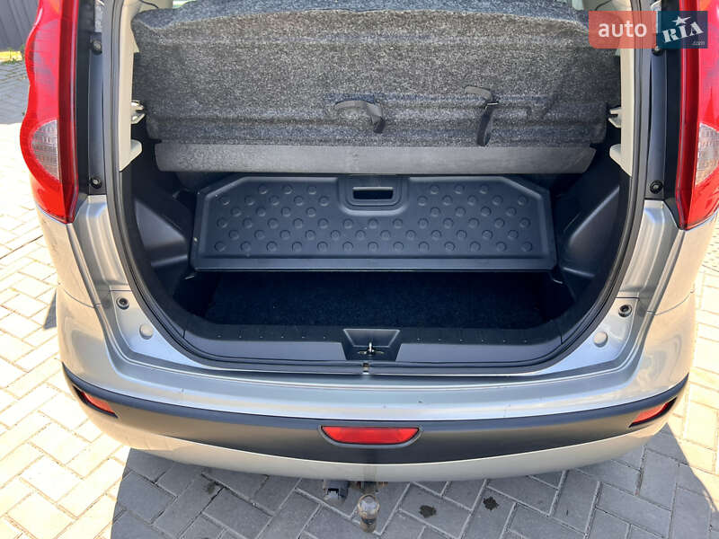 Хэтчбек Nissan Note 2006 в Сосновке фото 14 Хэтчбек Nissan Note 2006 в Сосновке