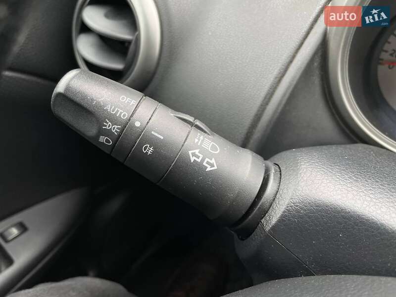 Хэтчбек Nissan Note 2007 в Киеве фото 26 Хэтчбек Nissan Note 2007 в Киеве