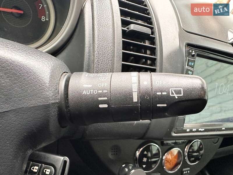 Хэтчбек Nissan Note 2006 в Запорожье