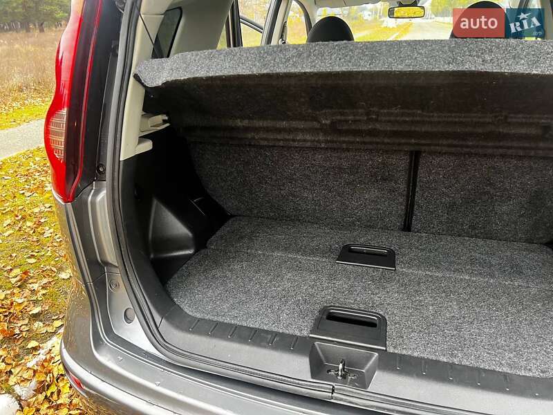 Хетчбек Nissan Note 2011 в Кременчуці