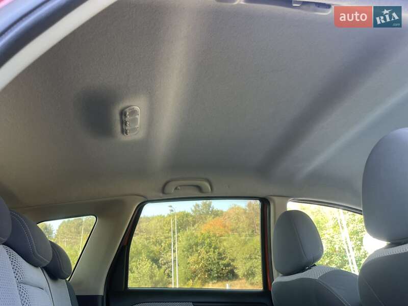 Хэтчбек Nissan Note 2008 в Могилев-Подольске