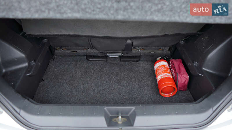 Хетчбек Nissan Note 2007 в Одесі фото 44 Хетчбек Nissan Note 2007 в Одесі