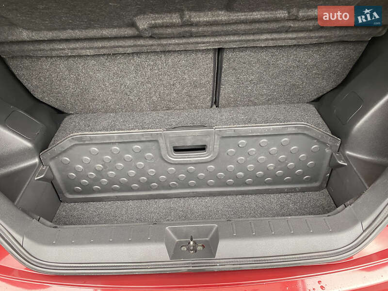 Хэтчбек Nissan Note 2012 в Киеве фото 27 Хэтчбек Nissan Note 2012 в Киеве