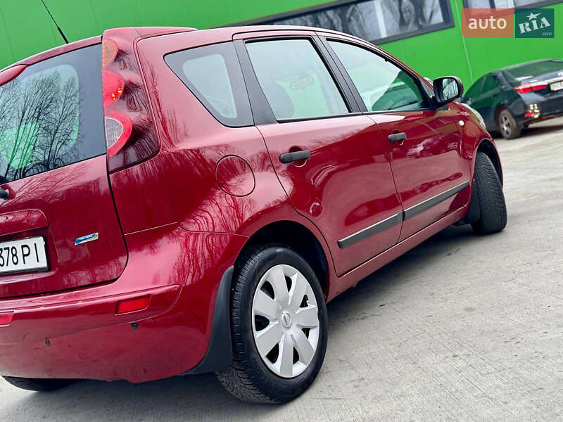 Хэтчбек Nissan Note 2011 в Дрогобыче фото 47 Хэтчбек Nissan Note 2011 в Дрогобыче