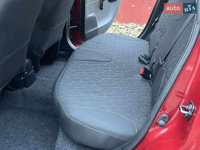 Хэтчбек Nissan Note 2011 в Дрогобыче фото 62 Хэтчбек Nissan Note 2011 в Дрогобыче