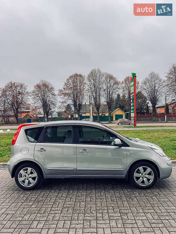 Хетчбек Nissan Note 2008 в Житомирі