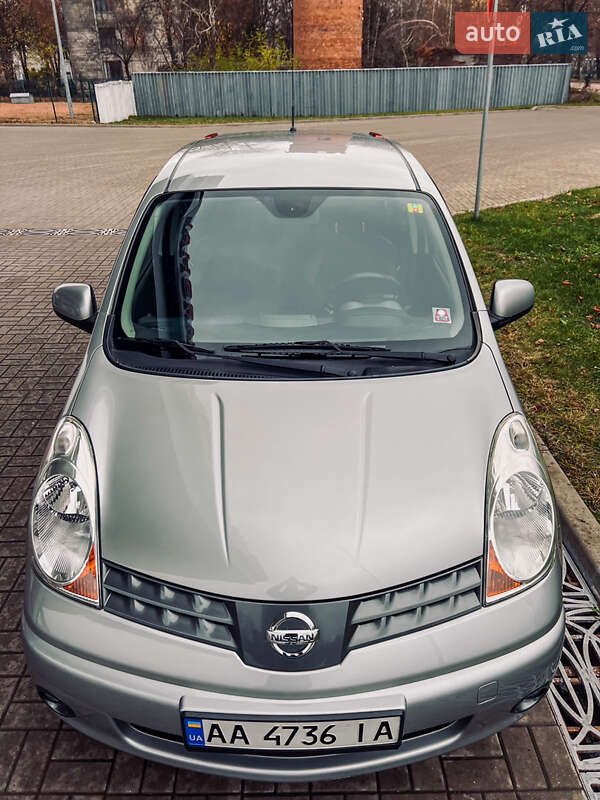 Хетчбек Nissan Note 2008 в Житомирі