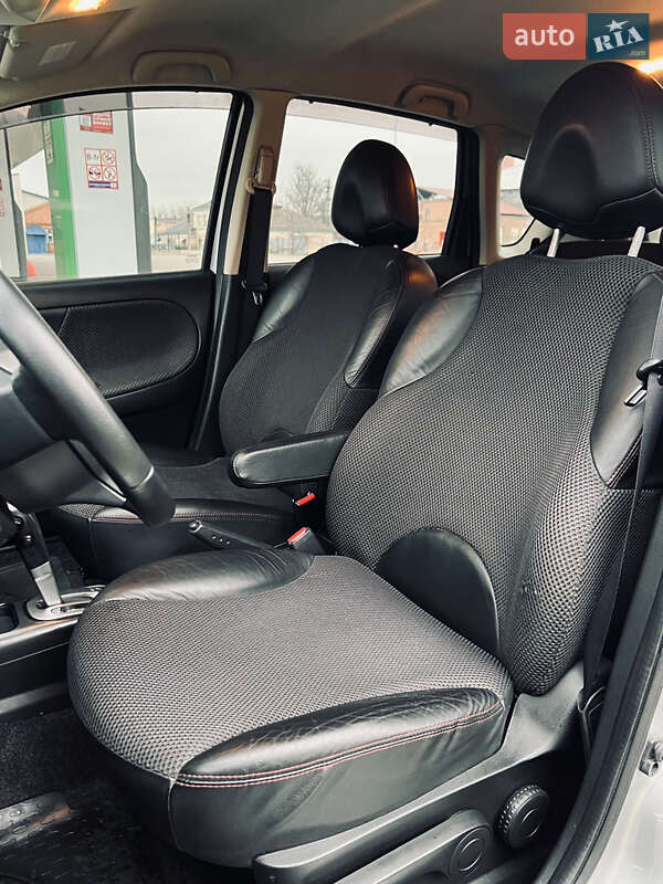 Хетчбек Nissan Note 2008 в Житомирі