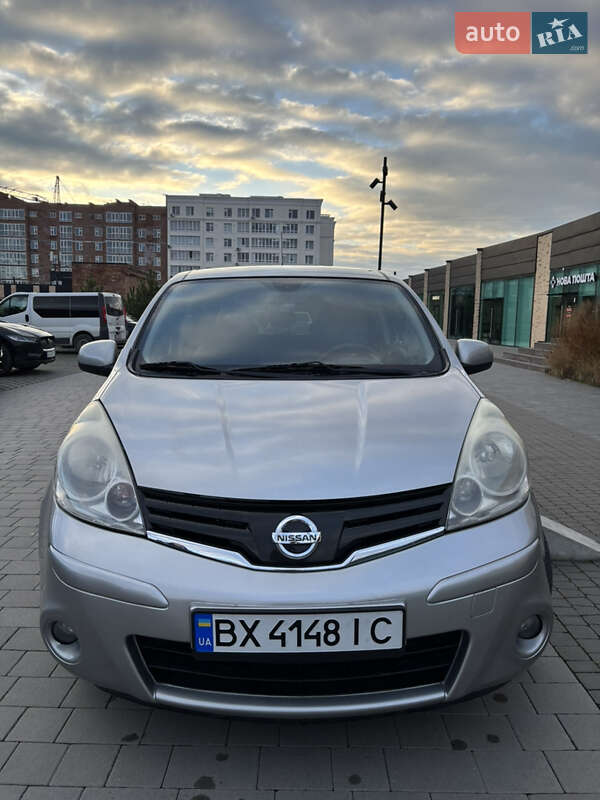 Хэтчбек Nissan Note 2010 в Хмельницком фото 3 Хэтчбек Nissan Note 2010 в Хмельницком