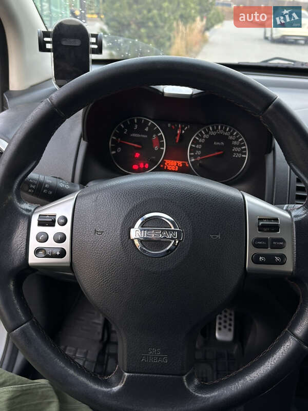 Хэтчбек Nissan Note 2010 в Хмельницком фото 21 Хэтчбек Nissan Note 2010 в Хмельницком