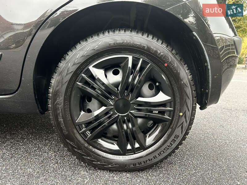 Хетчбек Nissan Note 2007 в Вінниці фото 55 Хетчбек Nissan Note 2007 в Вінниці