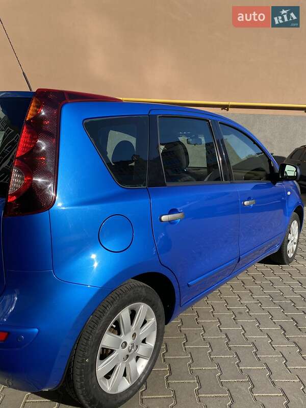 Хэтчбек Nissan Note 2010 в Черновцах фото 17 Хэтчбек Nissan Note 2010 в Черновцах