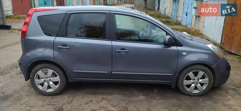 Хэтчбек Nissan Note 2007 в Вараше фото 4 Хэтчбек Nissan Note 2007 в Вараше