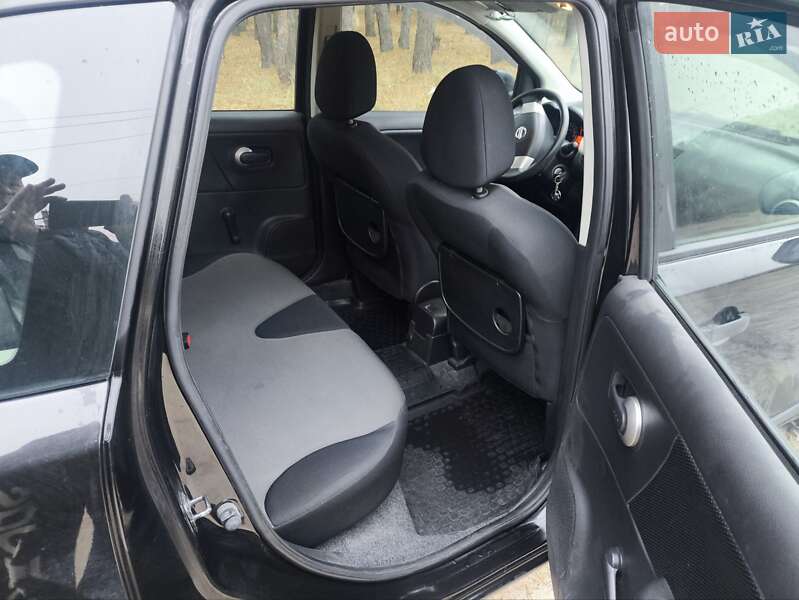 Хетчбек Nissan Note 2010 в Вишгороді фото 12 Хетчбек Nissan Note 2010 в Вишгороді