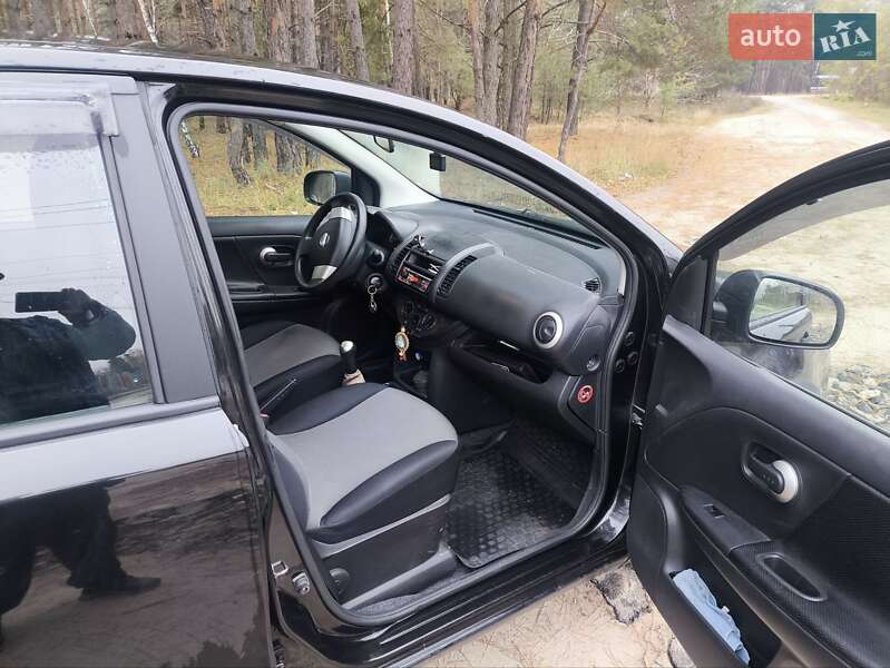 Хетчбек Nissan Note 2010 в Вишгороді фото 10 Хетчбек Nissan Note 2010 в Вишгороді