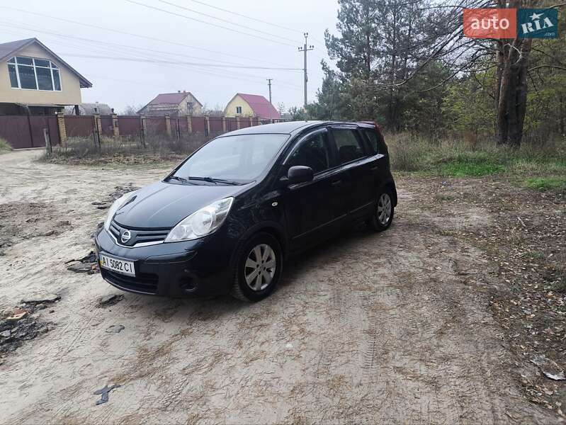 Хетчбек Nissan Note 2010 в Вишгороді фото 2 Хетчбек Nissan Note 2010 в Вишгороді