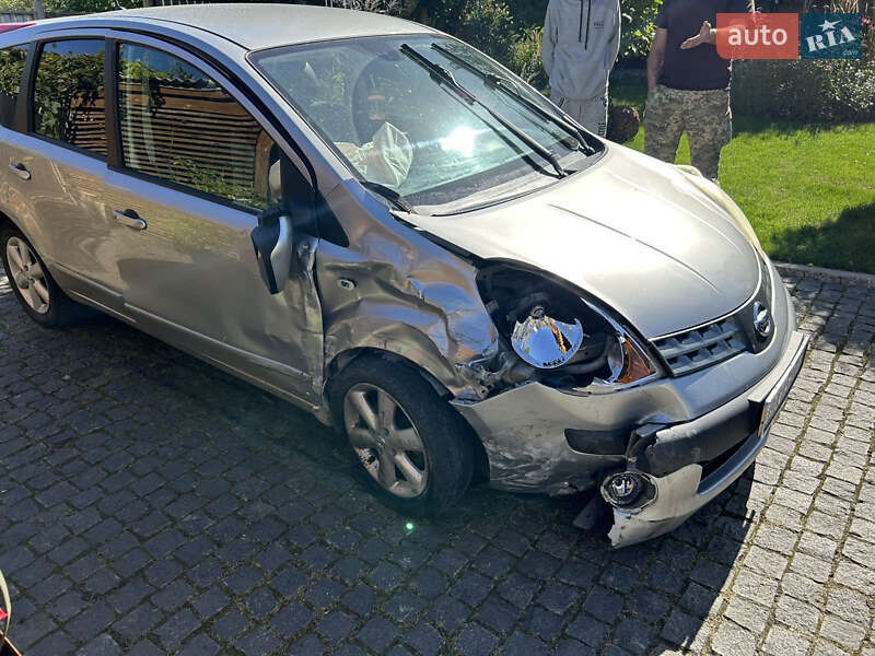 Хэтчбек Nissan Note 2009 в Деражне фото 11 Хэтчбек Nissan Note 2009 в Деражне