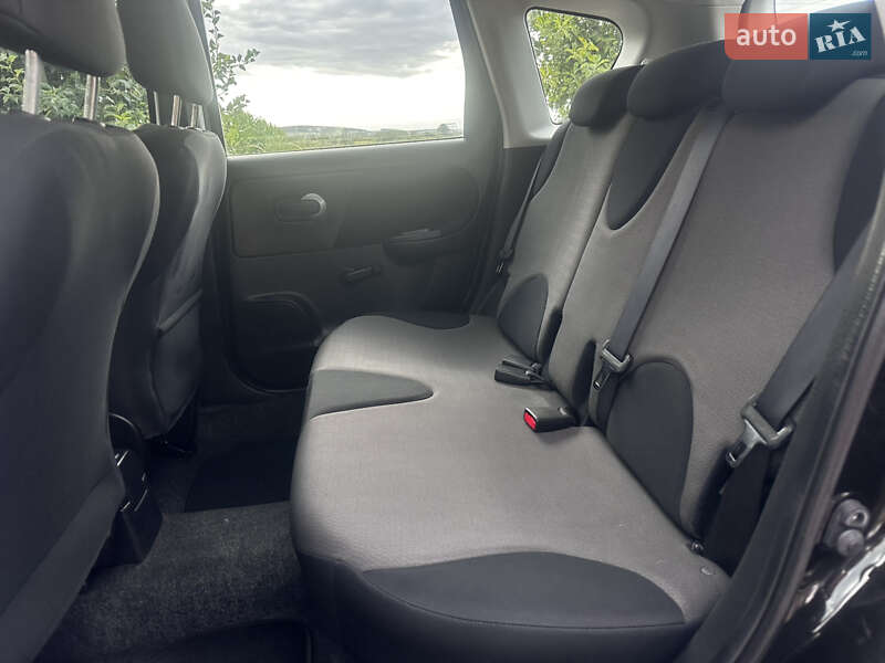 Хетчбек Nissan Note 2009 в Дубні