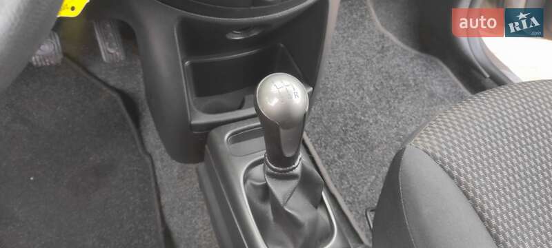 Хэтчбек Nissan Note 2008 в Коростене