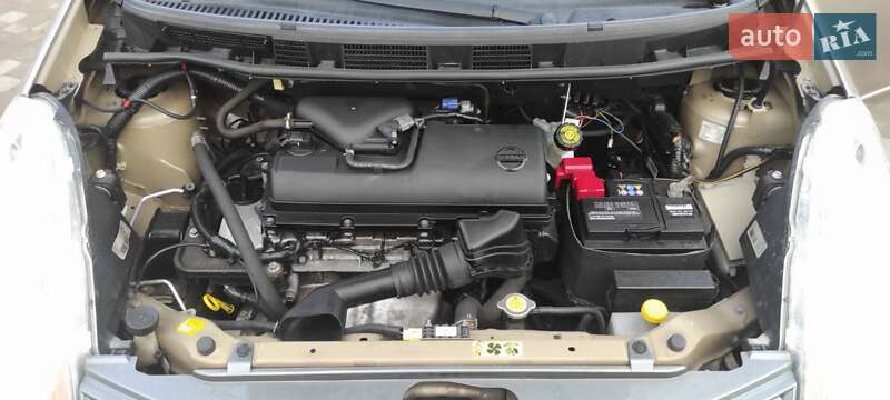 Хэтчбек Nissan Note 2008 в Коростене