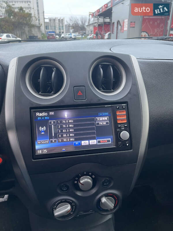 Хетчбек Nissan Note 2012 в Києві